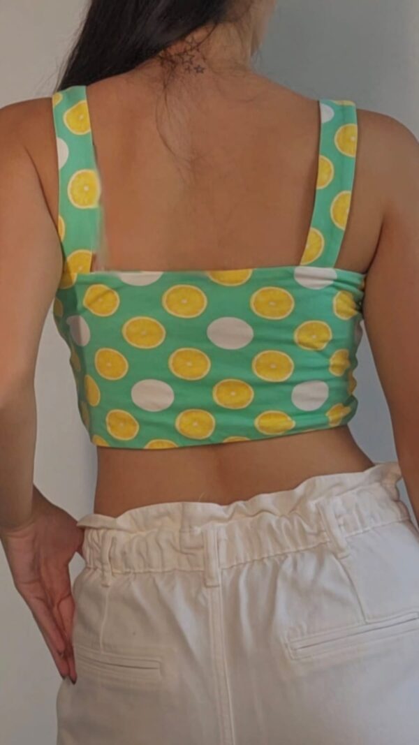 CROPPED VERDE ESTAMPA DE LARANJA - Image 2