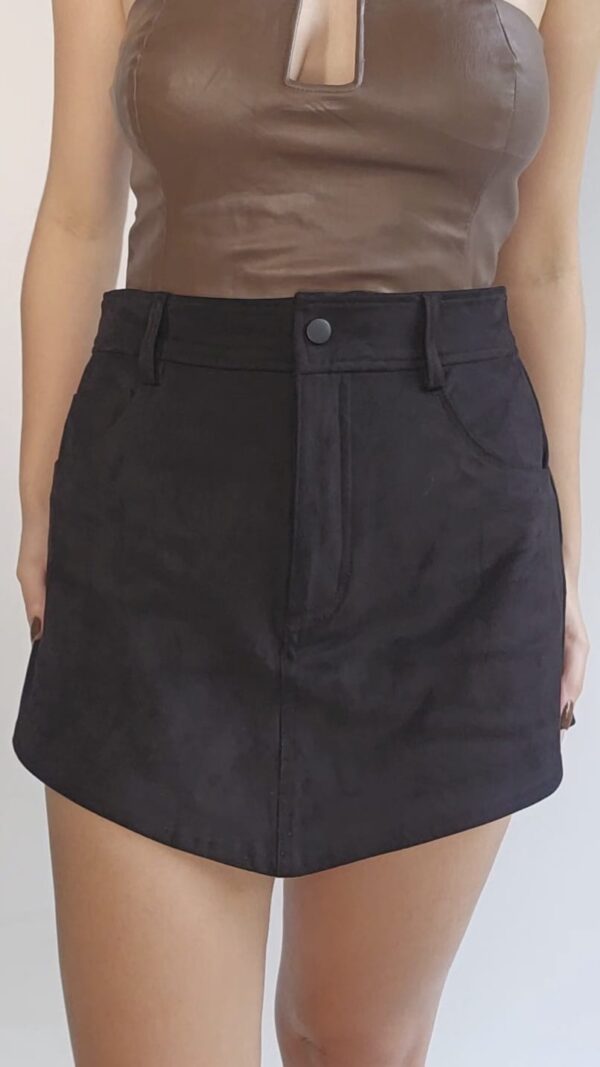 SHORTS SAIA PRETO ZARA