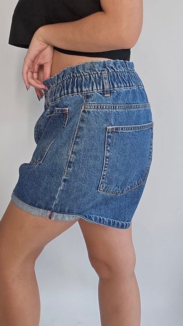 SHORTS JEANS BOLSO FRONTAL - Image 4