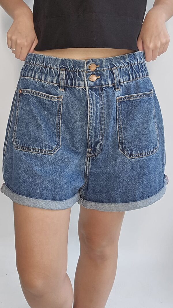 SHORTS JEANS BOLSO FRONTAL