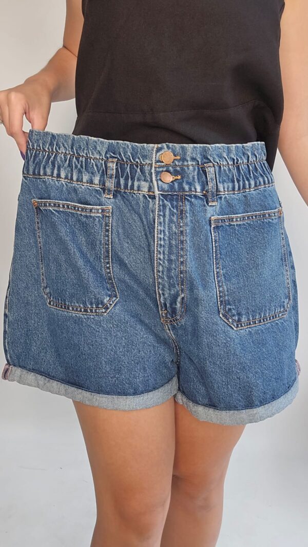 SHORTS JEANS BOLSO FRONTAL - Image 2