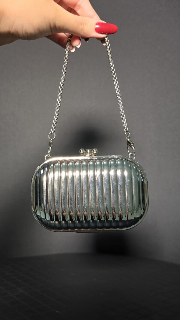 BOLSA CLUTCH PRATA- BRECHÓ