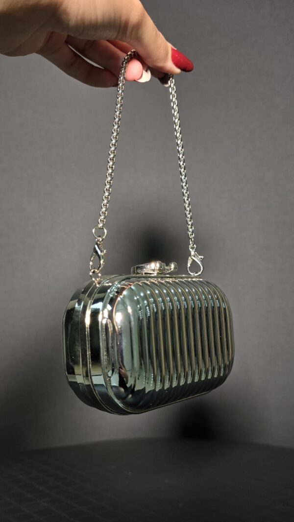 BOLSA CLUTCH PRATA- BRECHÓ - Image 2